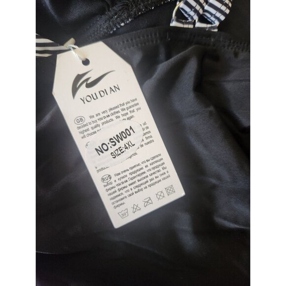 You Di An Black and White One Piece V-neck Wide Strap Swimsuit 4XL - Picture 3 of 9